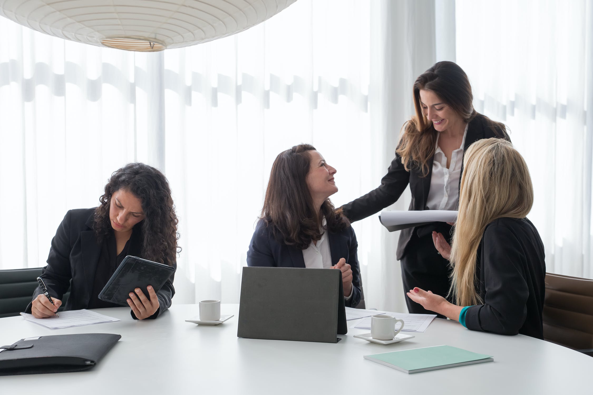 IMPRENDITORIA FEMMINILE Sviluppumbria e Invitalia presentano le